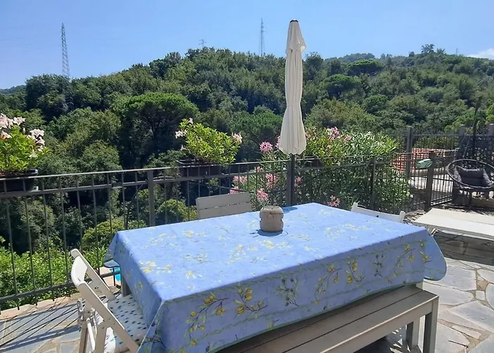 Punto Feliz Lägenhet Rapallo