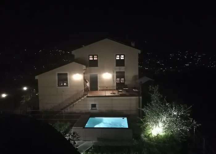 Punto Feliz Lägenhet Rapallo